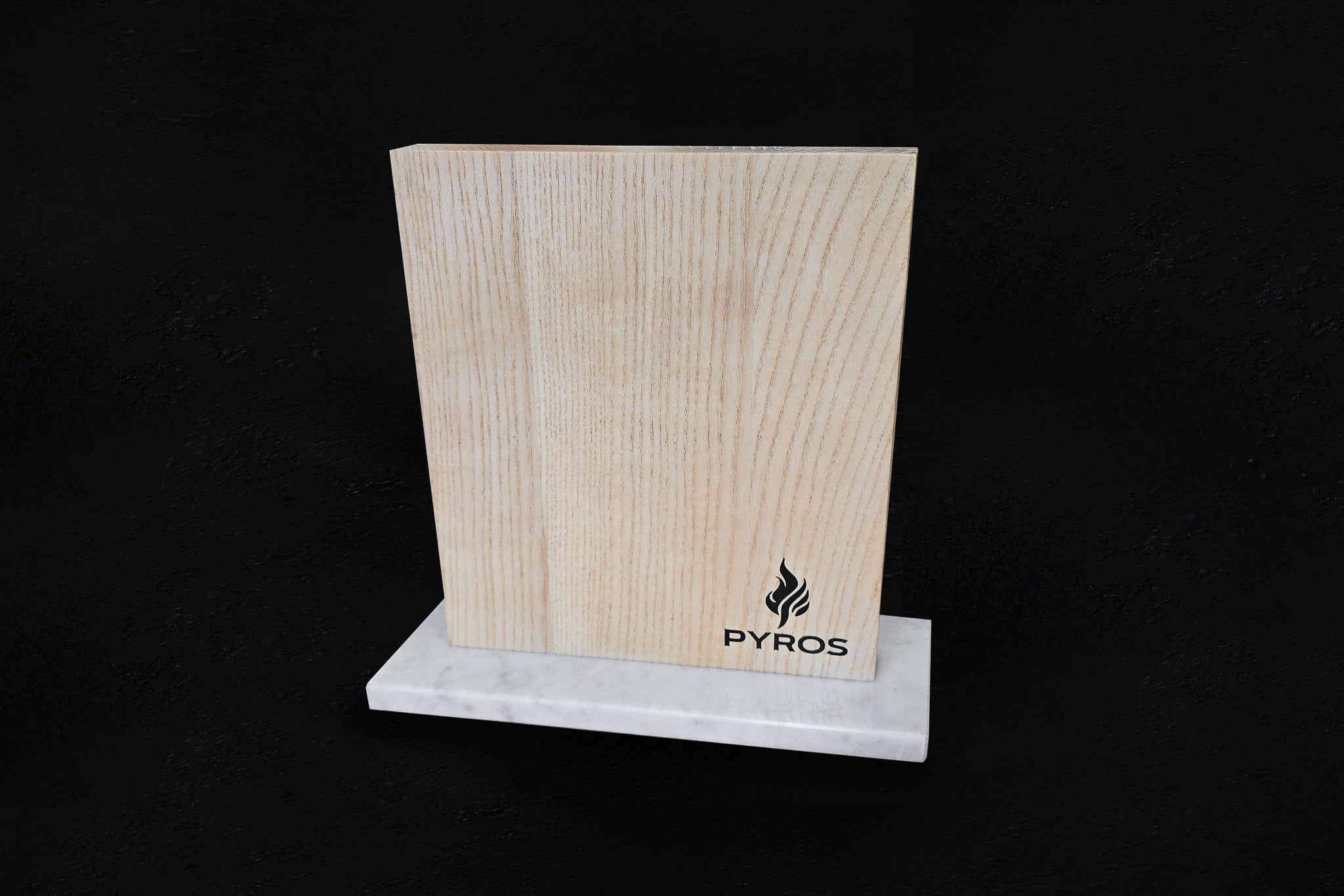 Ceppo magnetico chiaro